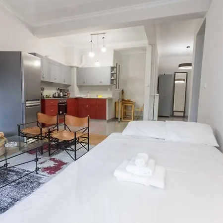 Apartment 55m2 Homey Athenian Flat With Balcony Center *